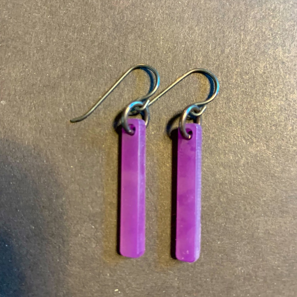 Lilac acrylic earrings